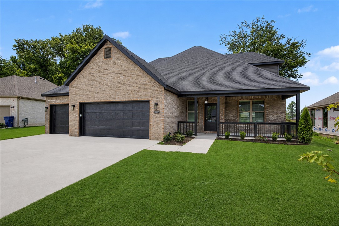 OAK BROOK SUB PH 1-SILOAM SPRINGS - Residential