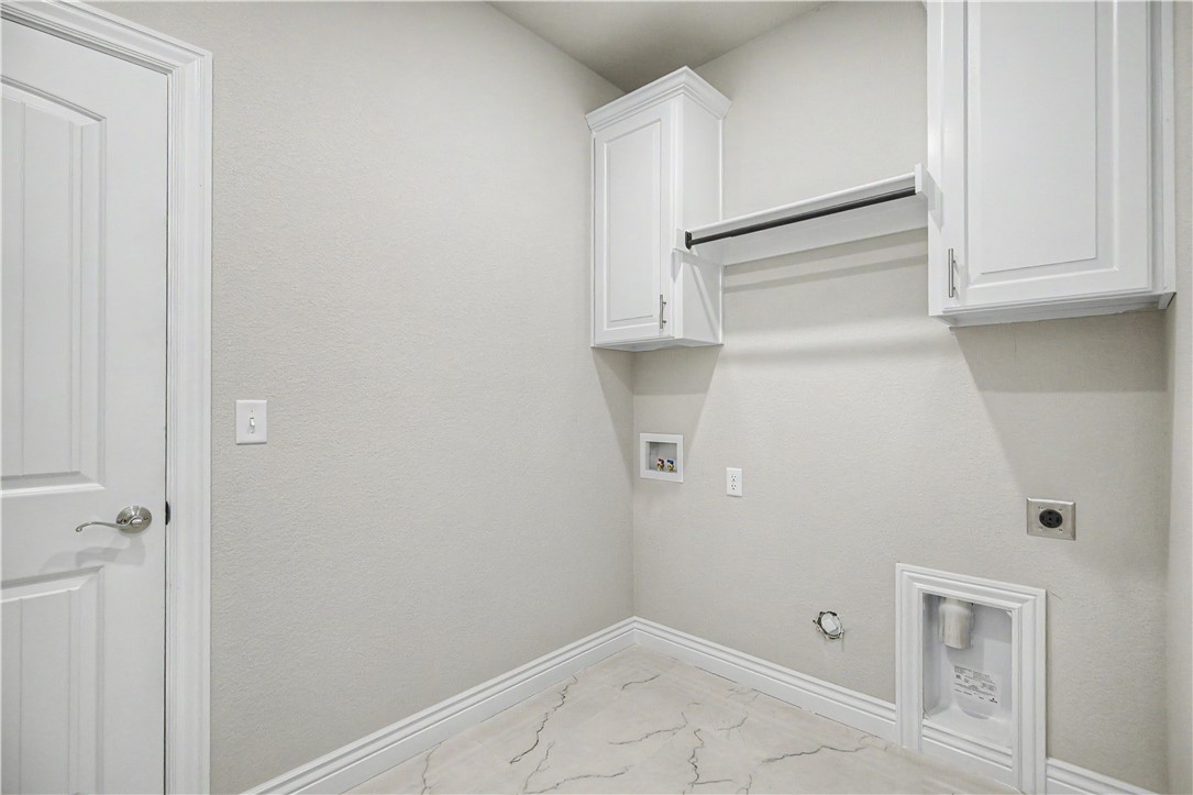 OAK BROOK SUB PH 1-SILOAM SPRINGS - Residential