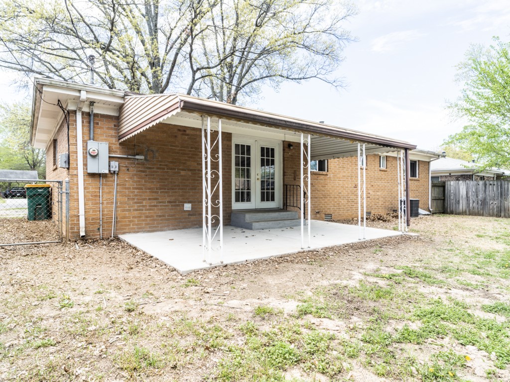 Sundown Sub Rogers - Residential Lease