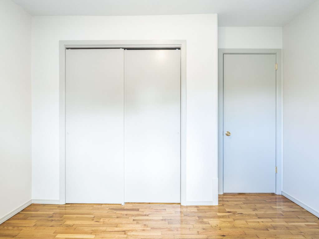 Sundown Sub Rogers - Residential Lease
