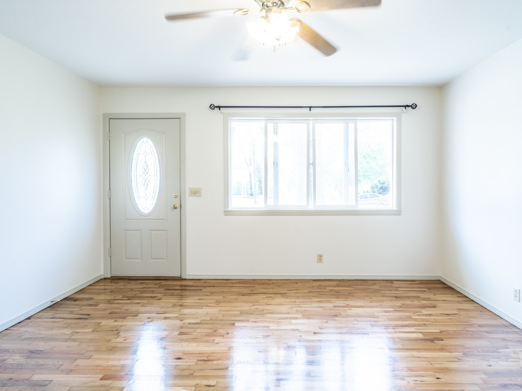 Sundown Sub Rogers - Residential Lease