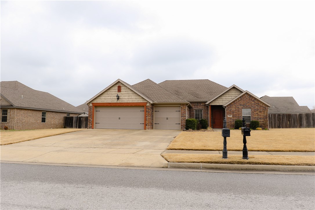 Laurynwood - Residential