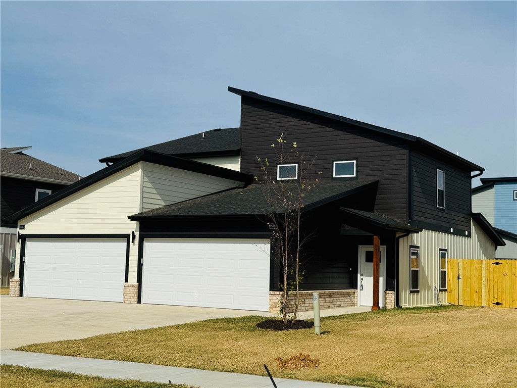 Poigai Estates Ph 1 Bentonville - Residential Lease