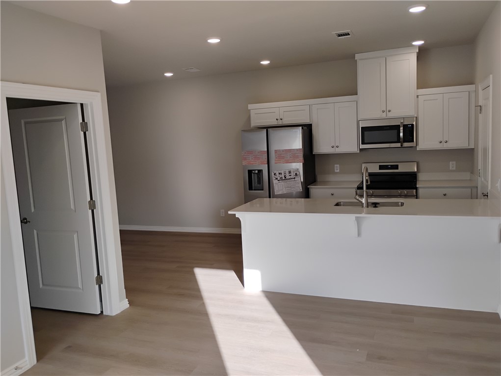 Poigai Estates Ph 1 Bentonville - Residential Lease
