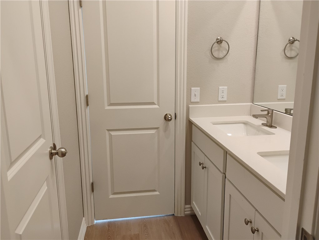 Poigai Estates Ph 1 Bentonville - Residential Lease