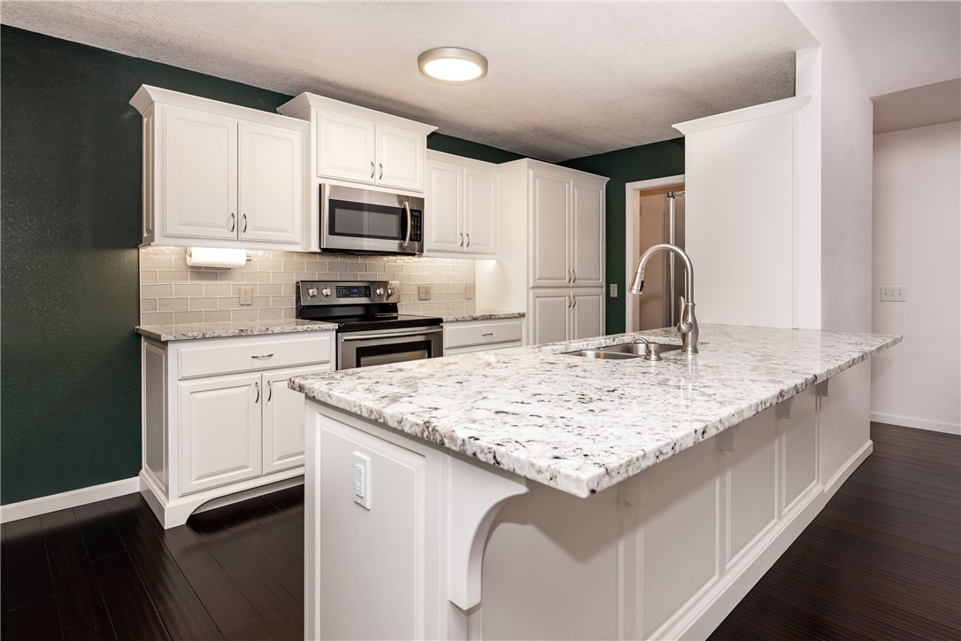 Beverly Oaks Add Rogers - Residential Lease