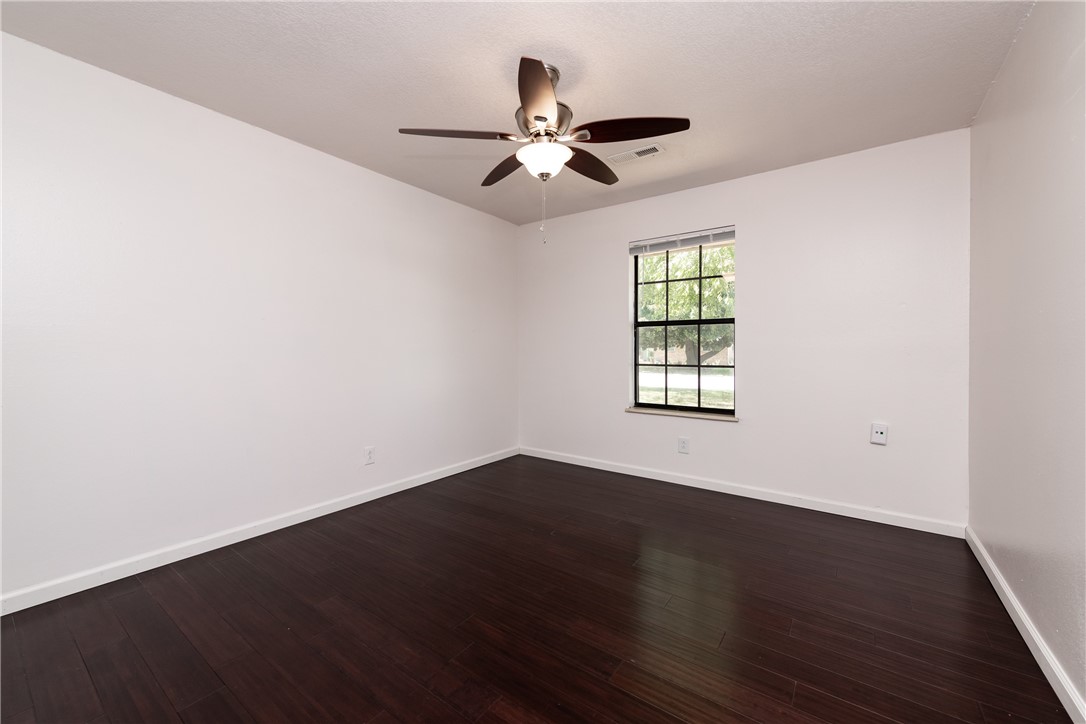 Beverly Oaks Add Rogers - Residential Lease