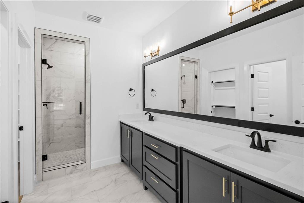 ARGYLL SUB-BVV - Residential Lease