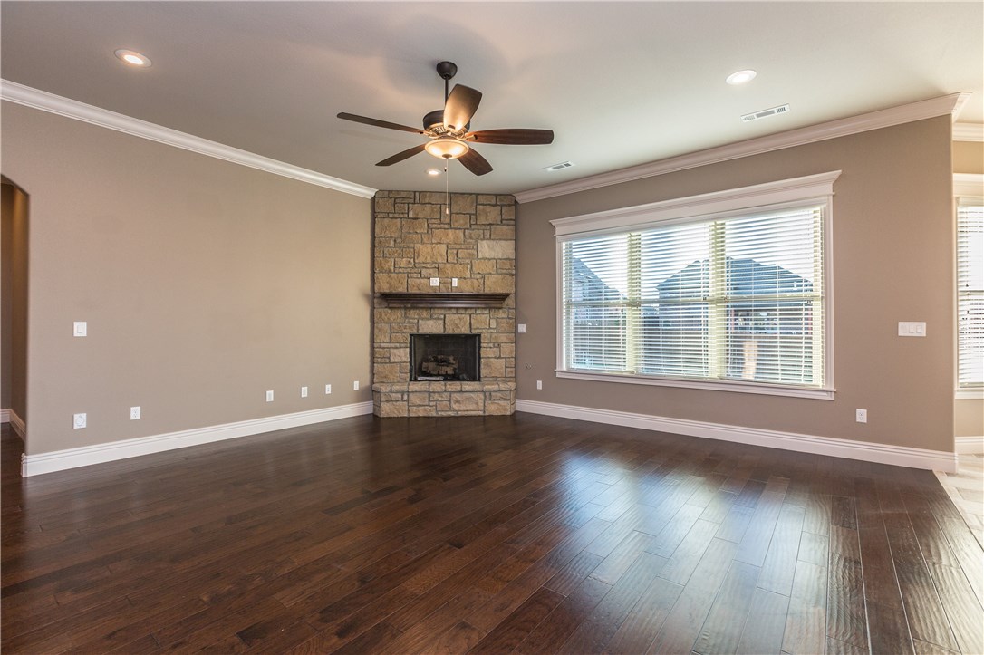 Woods Creek - Residential