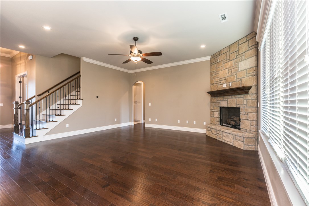 Woods Creek - Residential