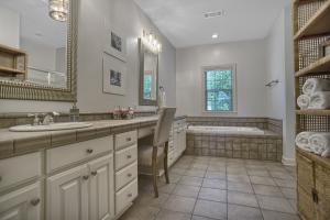Brookview Est Phse 1,2&3 - Residential
