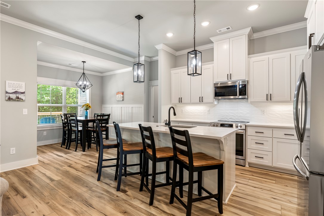 Brittany Sub Bvv - Residential