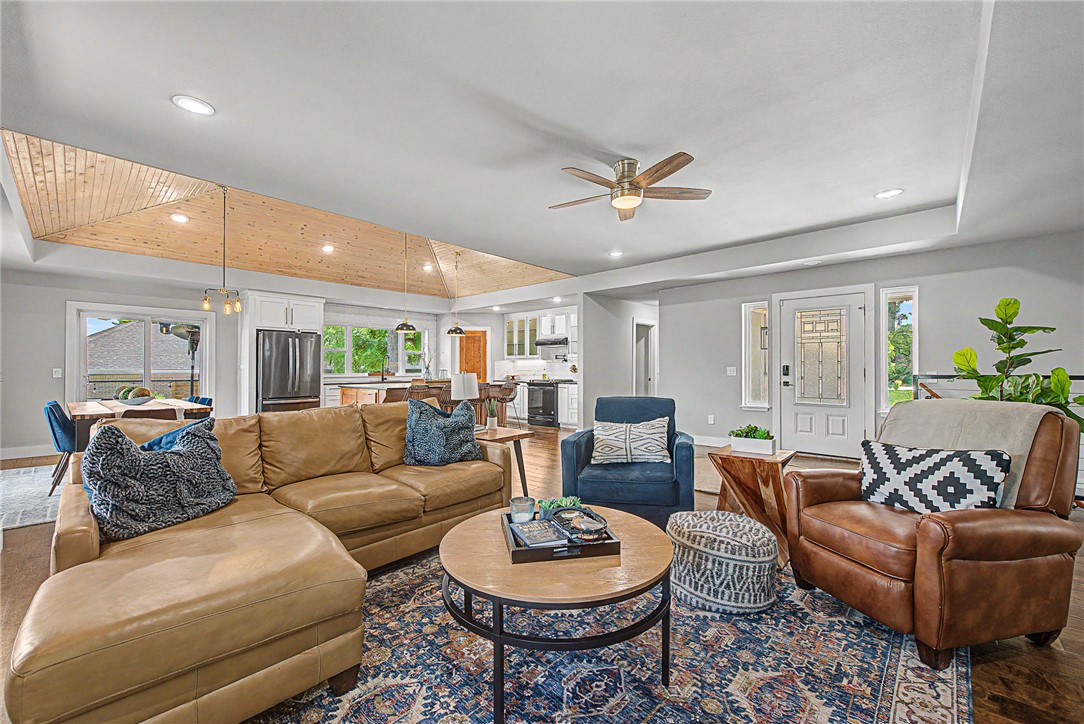 Quail Run Sub Bentonville - Residential
