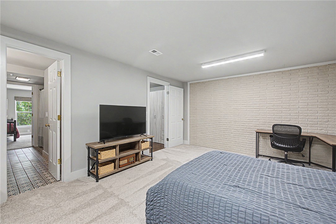 Quail Run Sub Bentonville - Residential