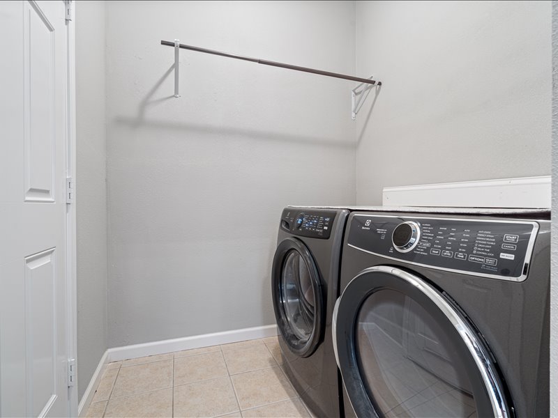 Ridgecrest Meadows Ph 5 Rogers - Residential