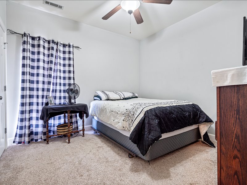 Ridgecrest Meadows Ph 5 Rogers - Residential