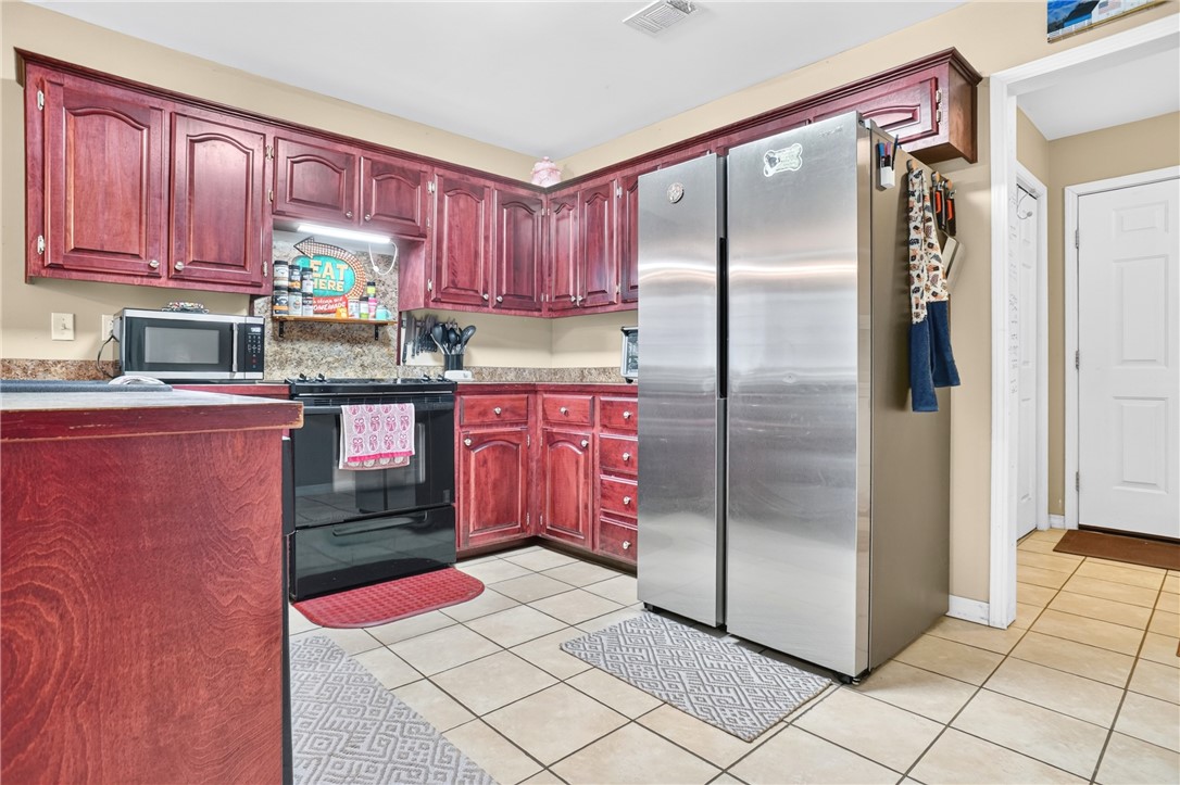 HICKORY HILL - Residential