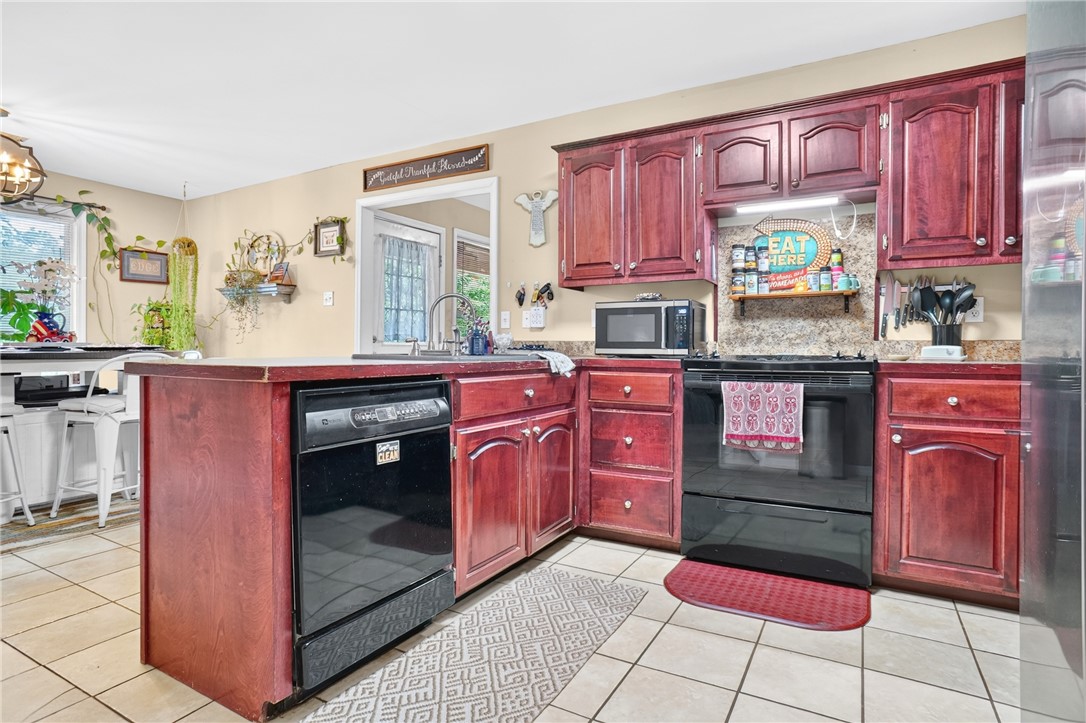 HICKORY HILL - Residential