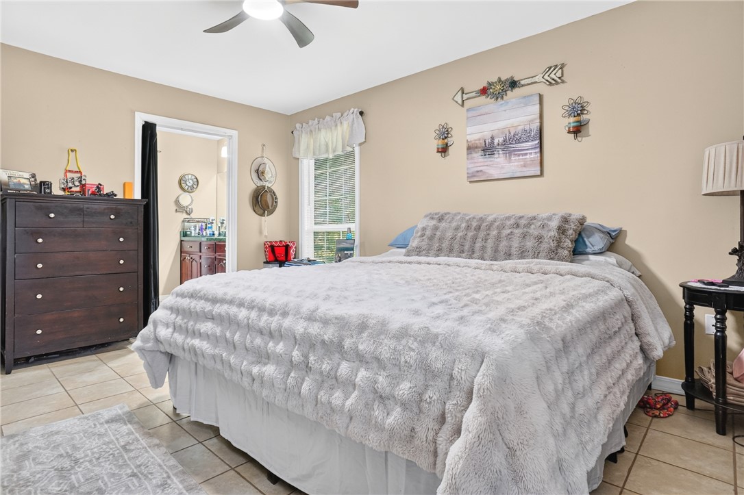 HICKORY HILL - Residential