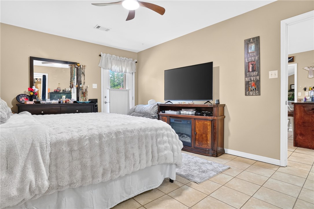 HICKORY HILL - Residential
