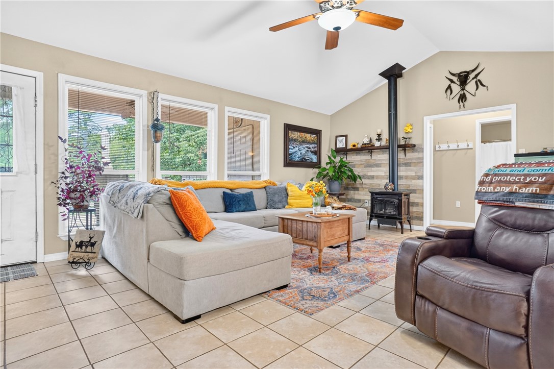 HICKORY HILL - Residential