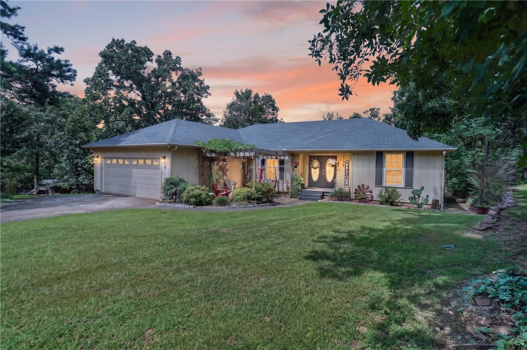 HICKORY HILL - Residential