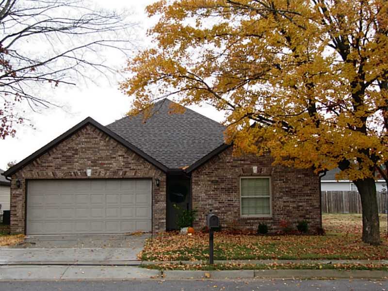This home has it all! 3 bed, 2 bath split floor plan. Granite counter tops throughout home. Kitchen appliances include fridge, microwave, range & dishwasher. Gas fireplace will warm-up the living area during these cold winter months. Beautiful crown molding, ceramic tile in all wet areas, tons of extra storage, privacy fence & covered porch area. Tenant occupied. Move-in ready April 2019.
