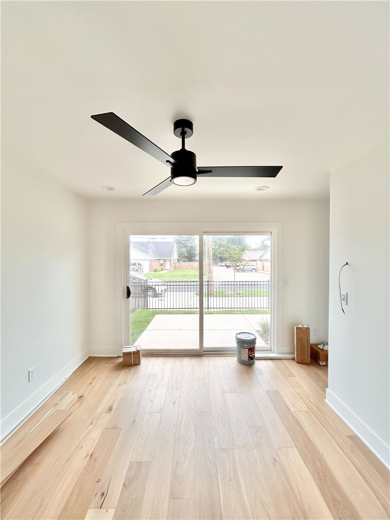 9TH & A HORIZONTAL PROPERTY REGIME-BENTO - Residential