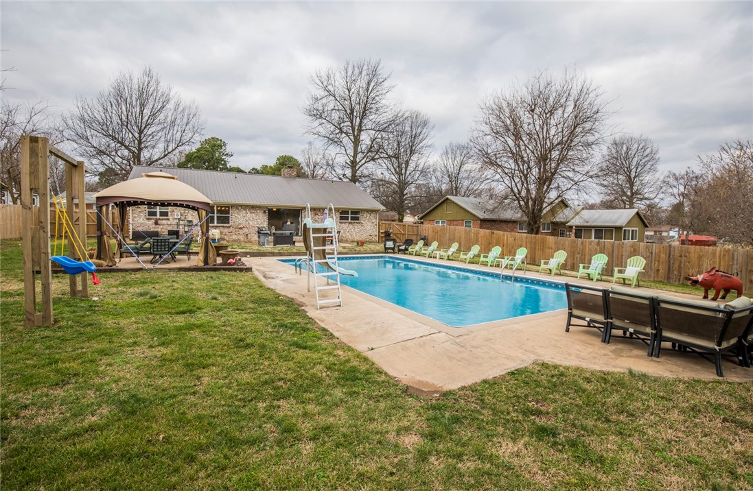 High Chaparral - Residential