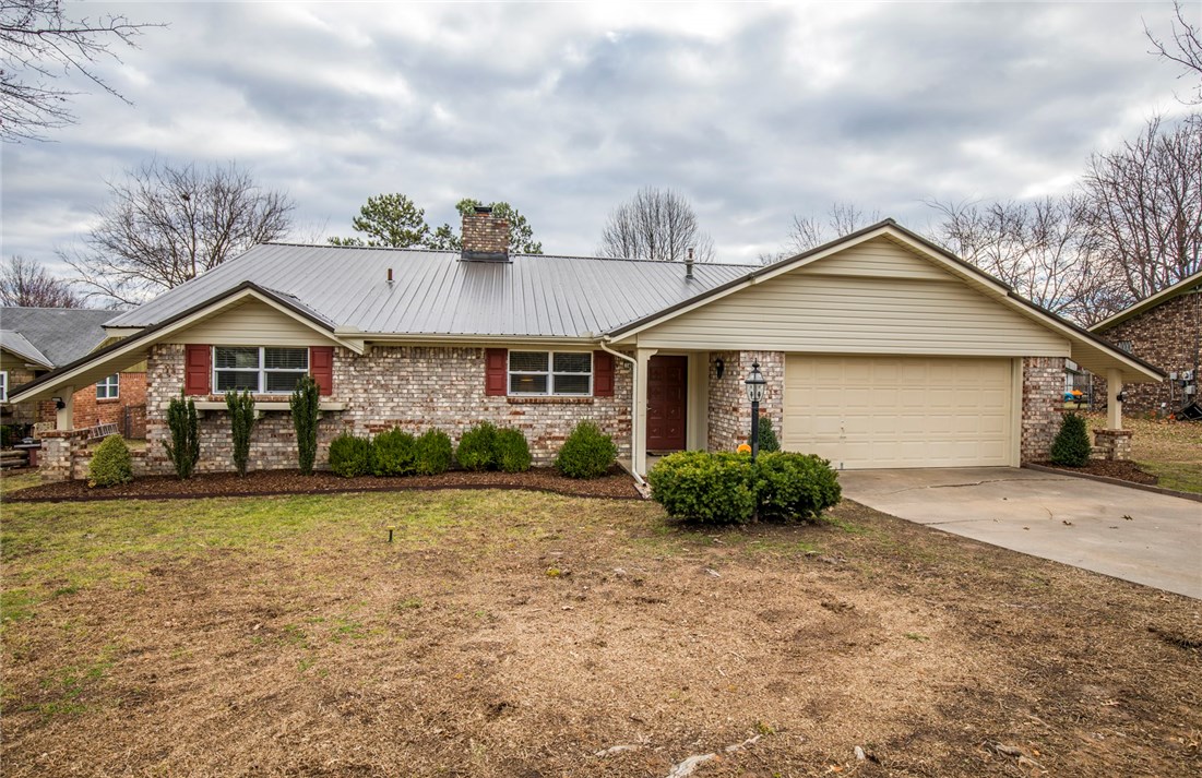 High Chaparral - Residential