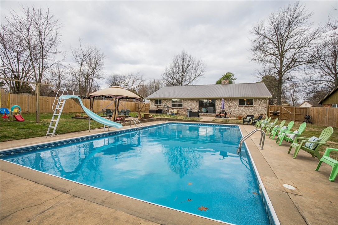High Chaparral - Residential