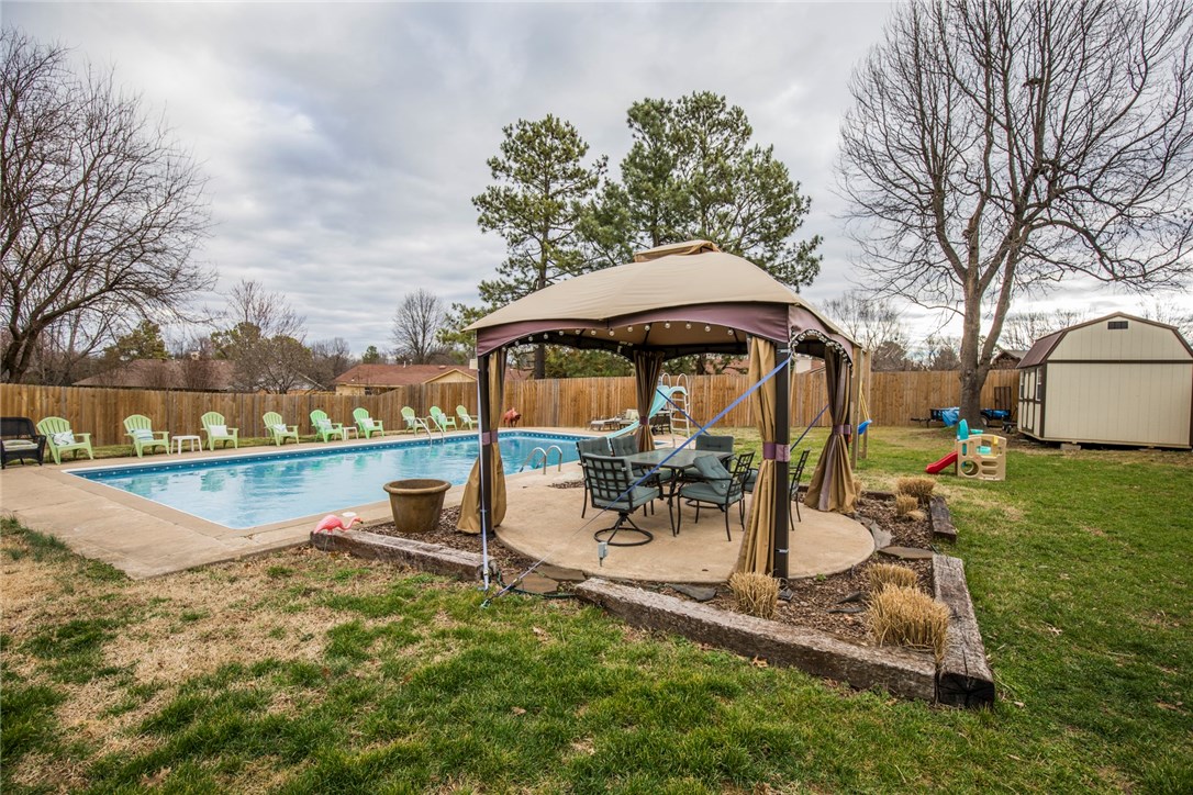 High Chaparral - Residential