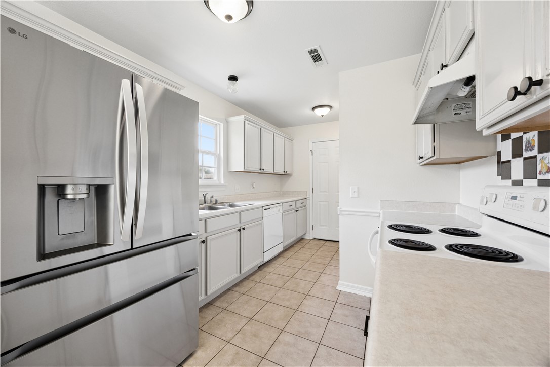 Oakwoods Sub Ph Ii - Residential