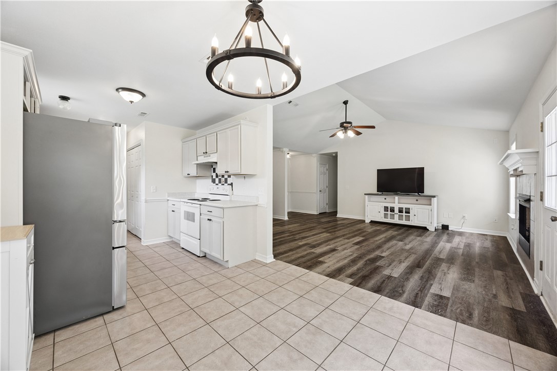 Oakwoods Sub Ph Ii - Residential