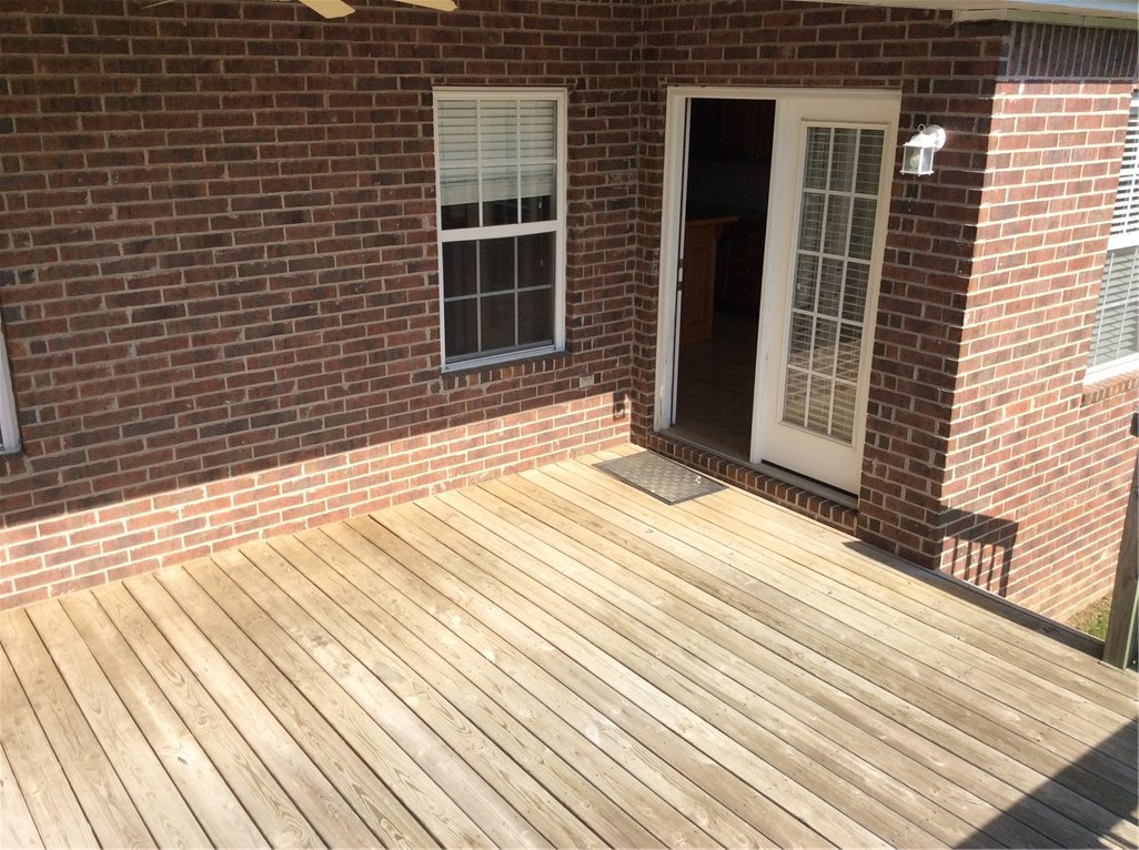 Lyndal Heights - Residential Lease