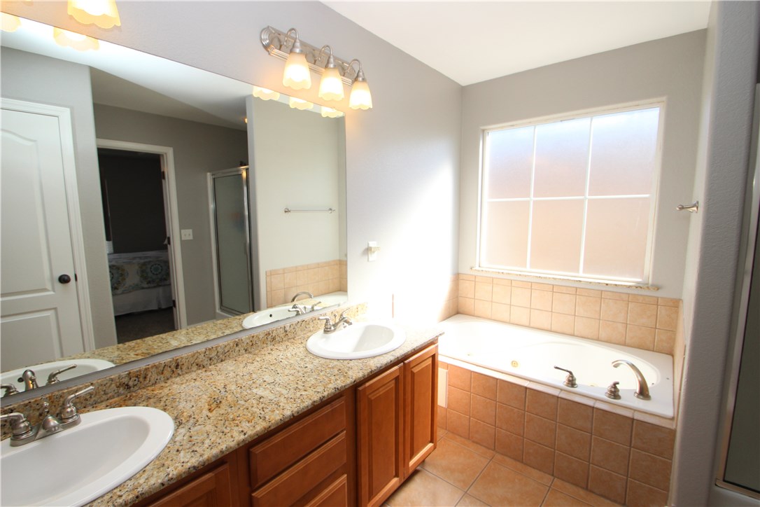 Riverwalk Farm Estate Ph II Bentonville - Residential