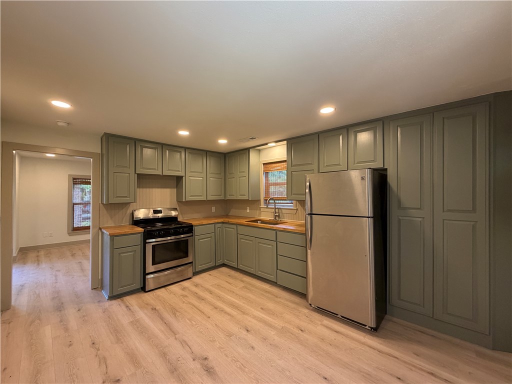 Wilson-Dunn Add - Residential Lease