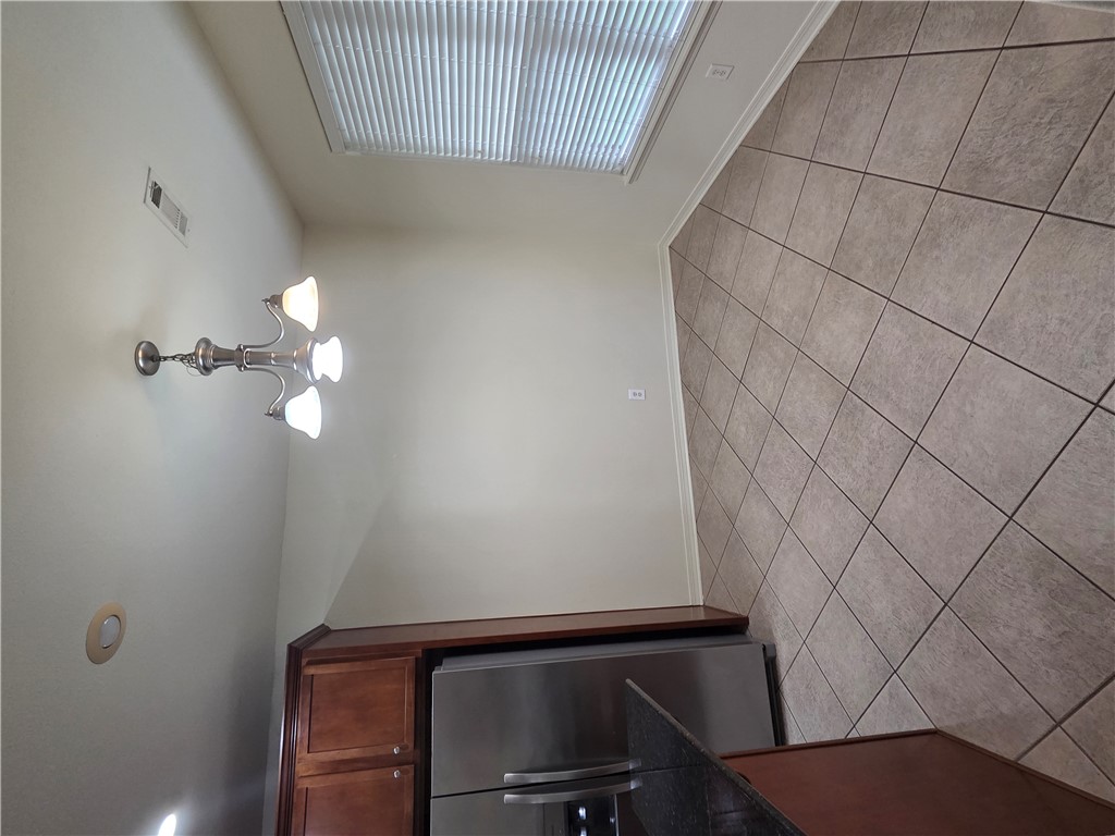 Crofton Manor Sub - Residential Lease
