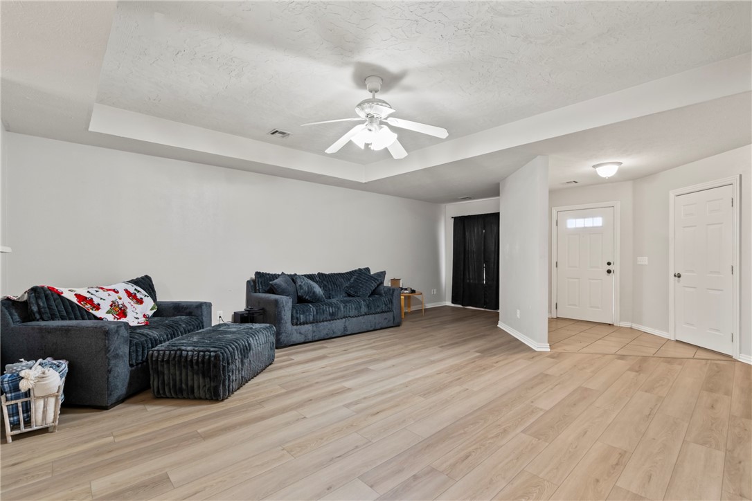 Ravenwood Dev Ph 4 Siloam Spgs - Residential