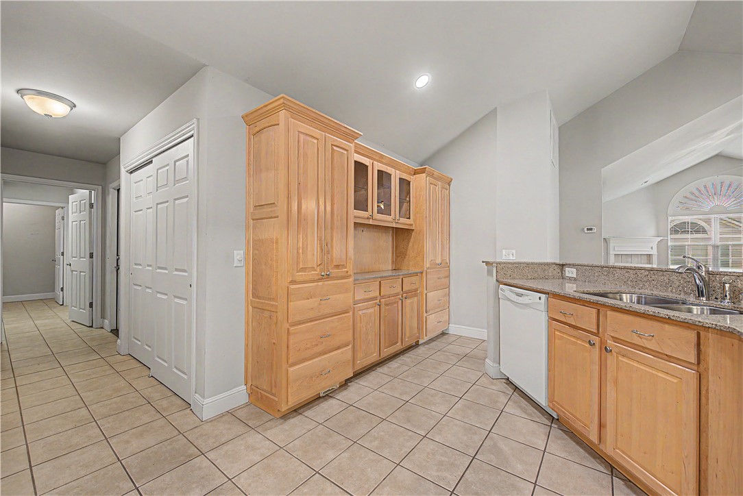 Arbors At Pinnacle Ridge - Residential