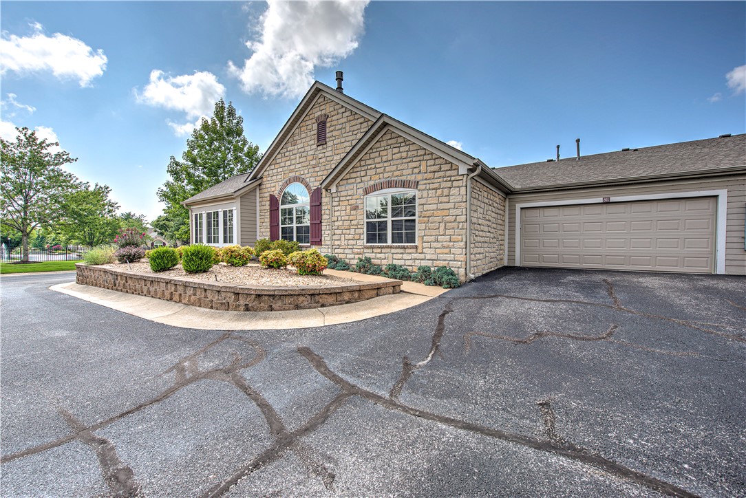 Arbors At Pinnacle Ridge - Residential