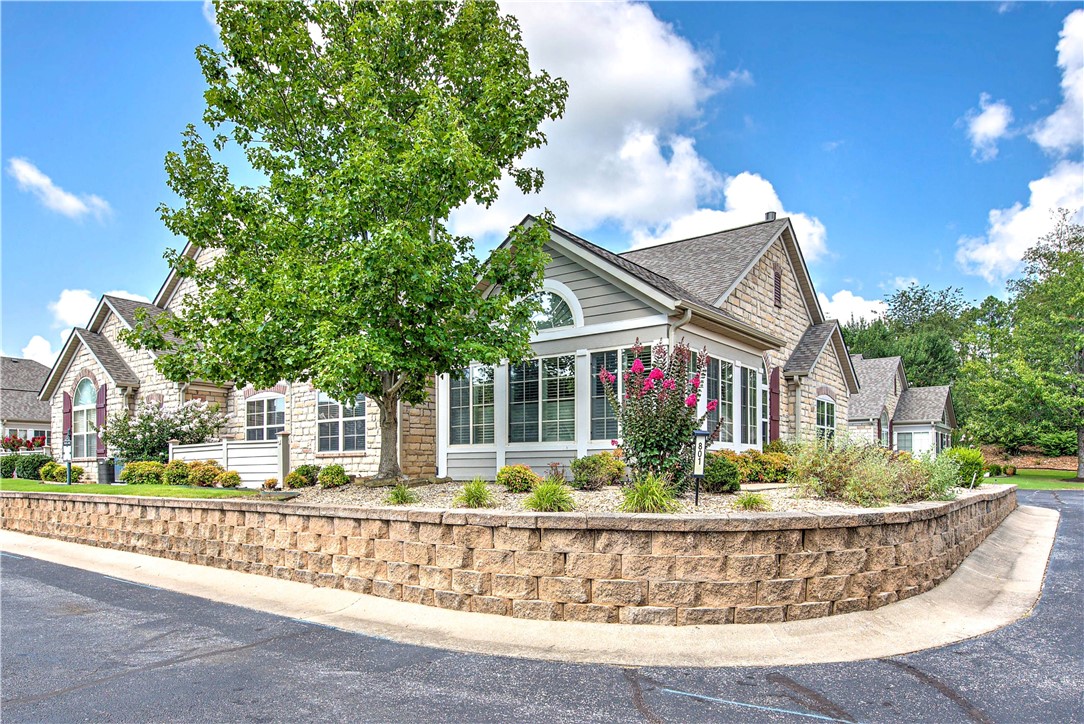 Arbors At Pinnacle Ridge - Residential