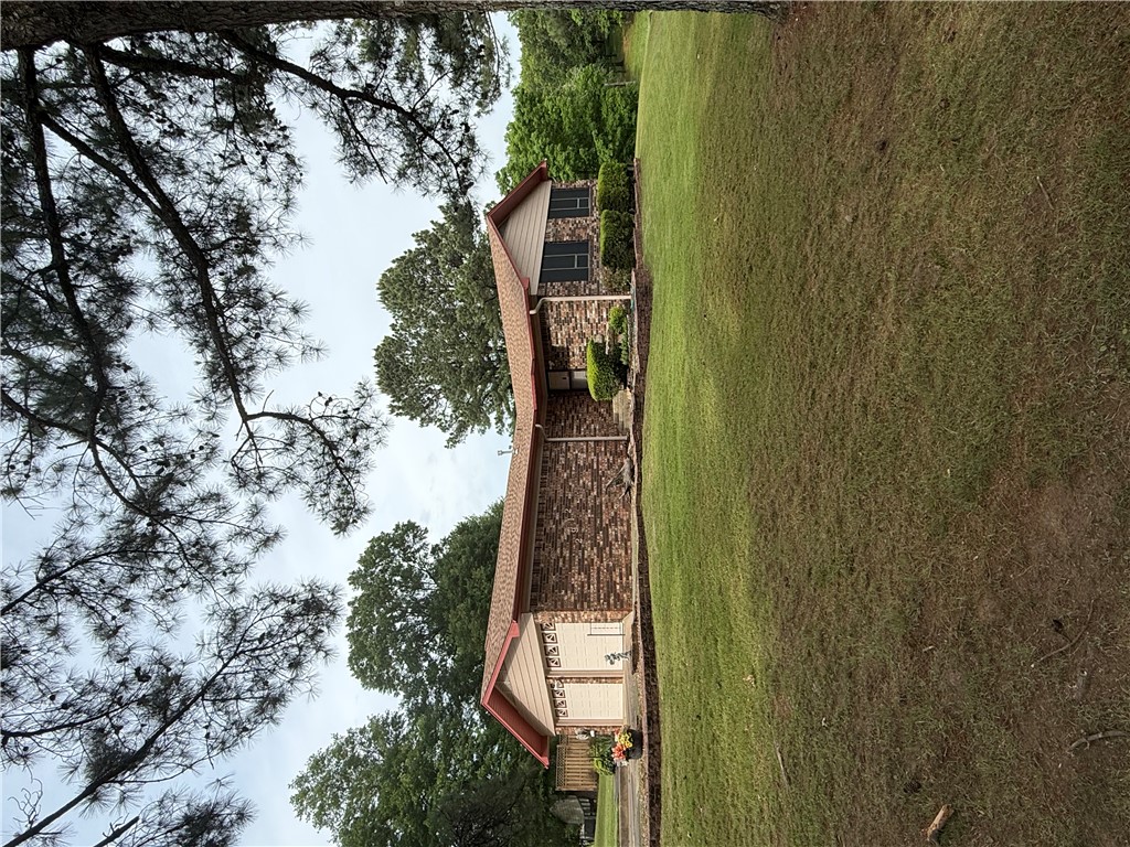Great opportunity in a convenient Russellville location! This 3 bedroom, 2 bathroom home sits on a spacious corner lot and offers solid bones with plenty of potential to make it your own. Inside, you’ll find a clean, well-maintained interior that is fully livable as-is, while still offering room for updates and personal touches.
The functional layout provides comfortable living spaces, and the property includes a valuable storm shelter for added peace of mind. Whether you’re a first-time buyer, investor, or someone looking for a home you can update over time, this property checks a lot of boxes.
Don’t miss your chance to own a well-kept home with great upside in Russellville