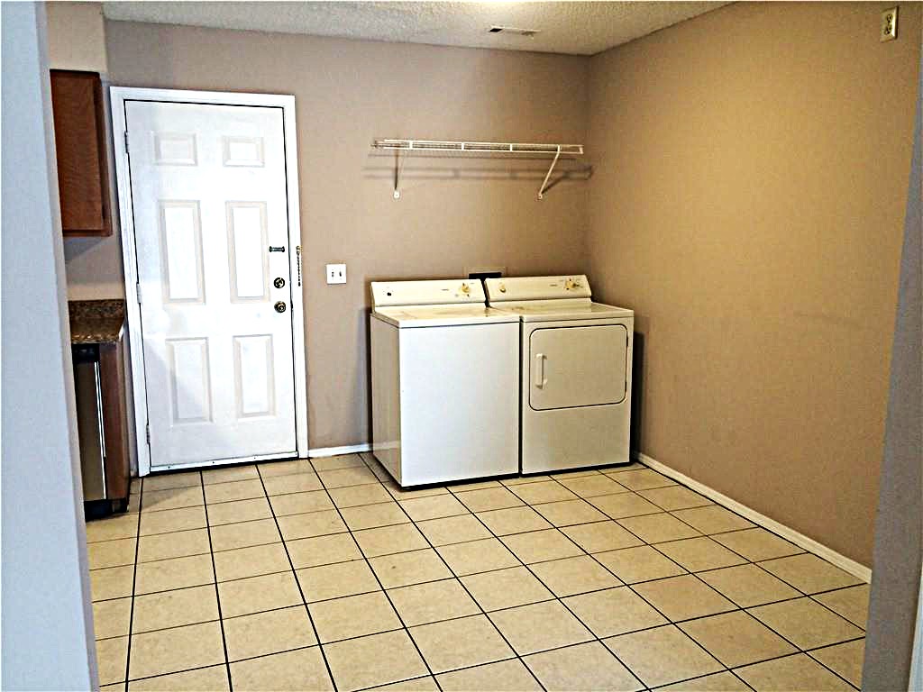 ROSE HILL ADD - Residential Lease
