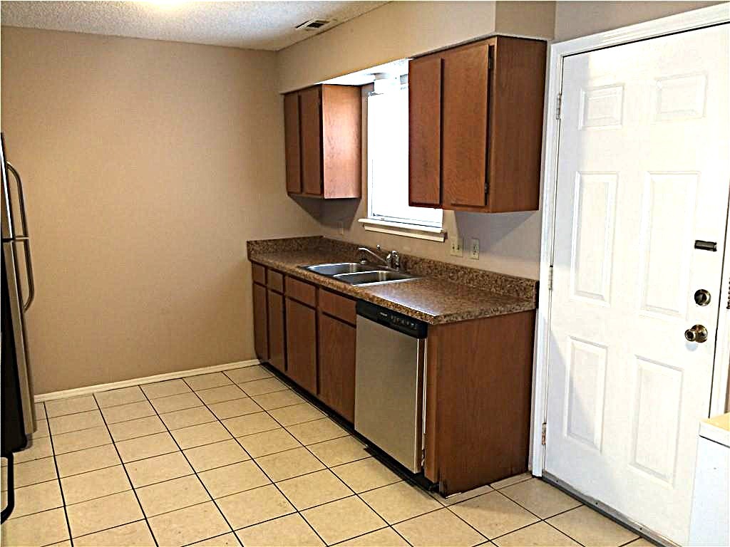 ROSE HILL ADD - Residential Lease