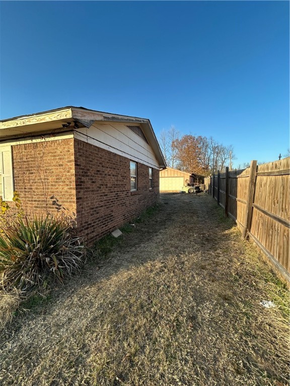 Argie Hurt Add To Alix - Residential