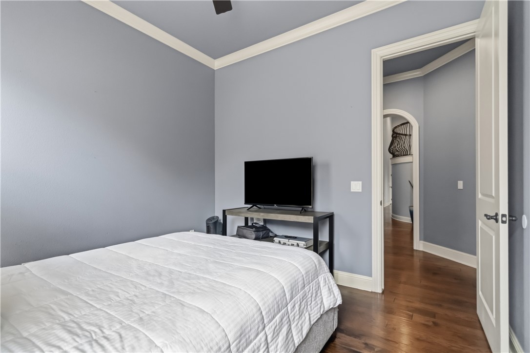 Peaks Ph III, The Rogers - Residential