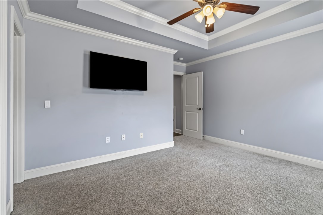 Peaks Ph III, The Rogers - Residential