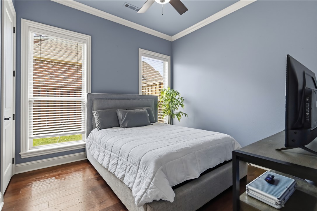 Peaks Ph III, The Rogers - Residential