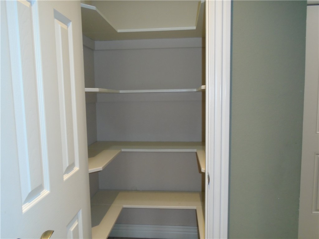 Pleasant Acres Ph 2 Rogers - Residential Lease